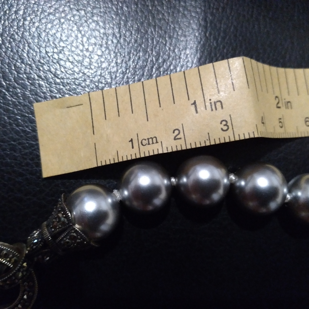 Necklace - Picture 2 of 3